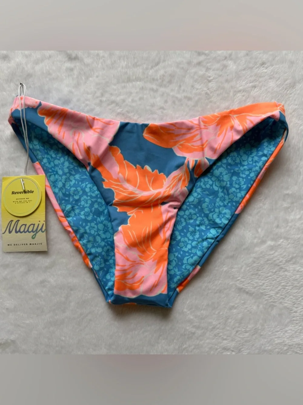 Maaji Reversible Bikini Swimsuit Set NWT - Picture 12 of 16